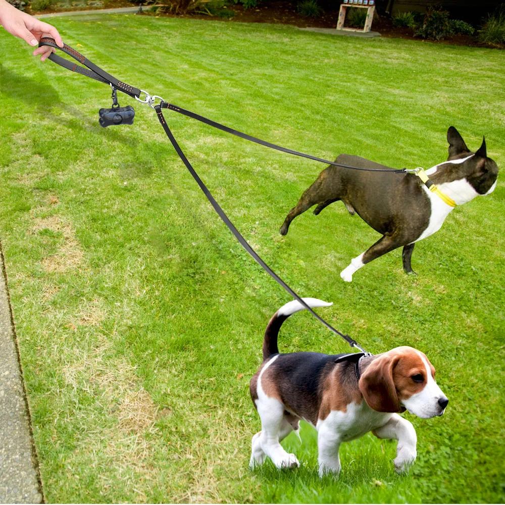 Correa doble para perros de 2 vías, de cuero, con acoplamiento antienredos y asa para pasear y entrenar a 2 perros pequeños y medianos. - Imagen 4